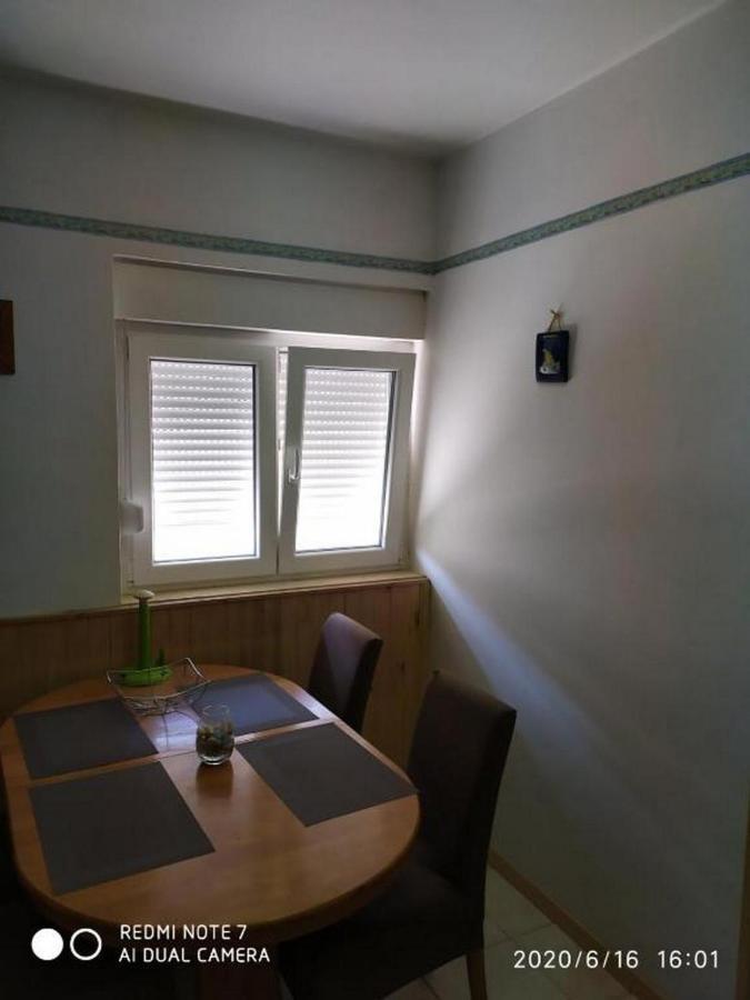 Apartman Ena Vodice Exterior foto